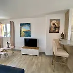 Marinesappartement, 2min Plage, Acces Direct Port Lejlighed