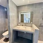 Marinesappartement, 2min Plage, Acces Direct Port Lejlighed